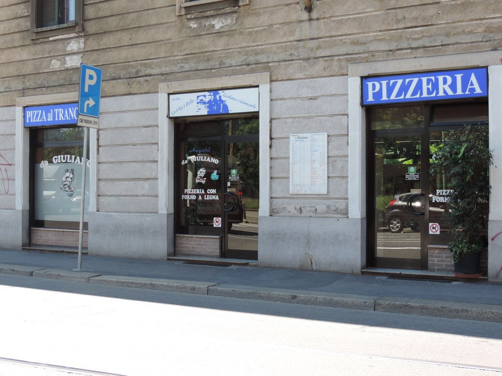 Pizzeria da Giuliano Via Mambretti Milano